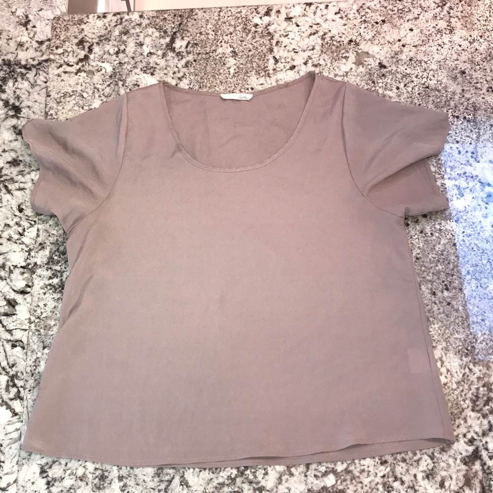 Beautiful short sleeve blouse made in USA